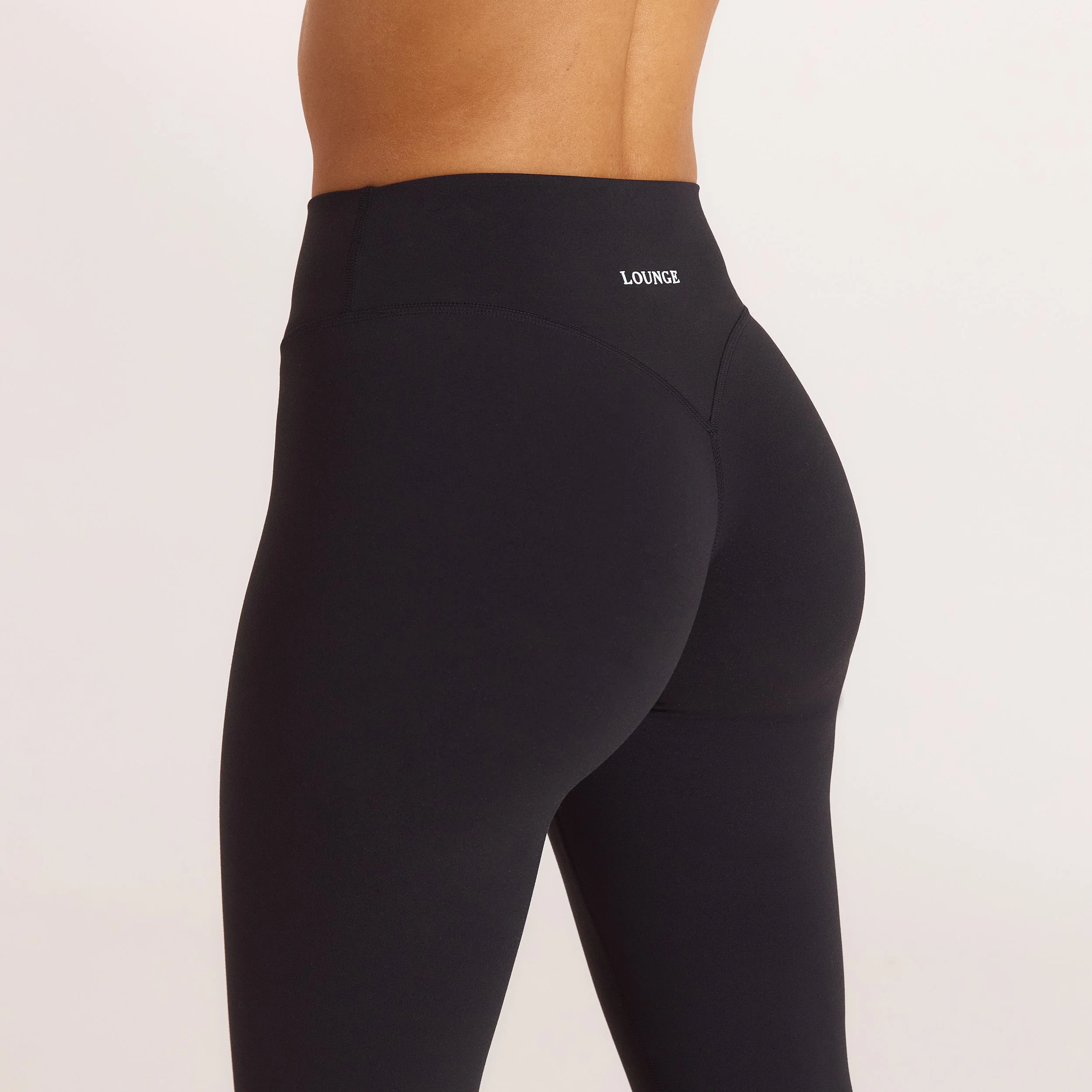 ContourSoft Capri Leggings - Black - Image 4