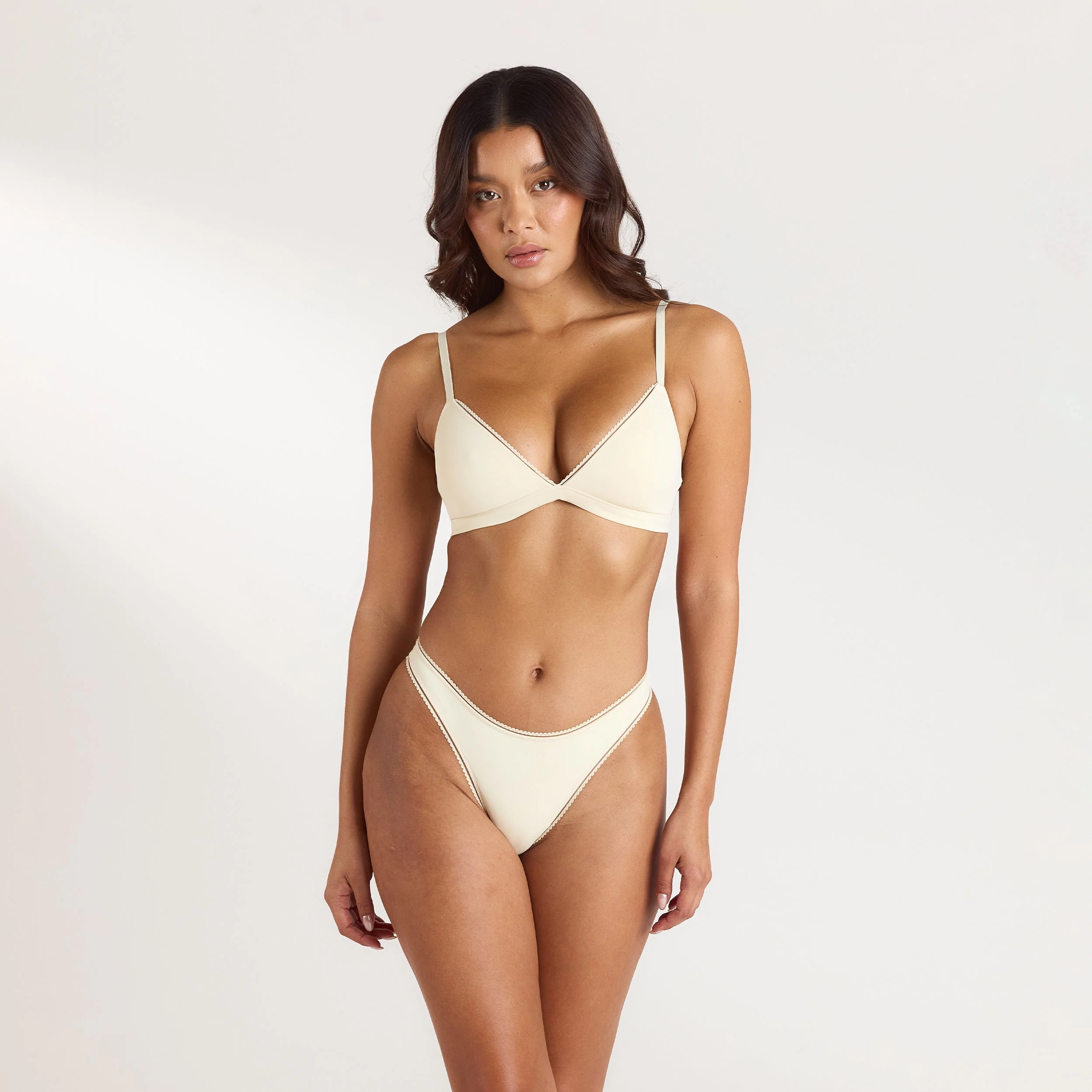 Comfort Triangle Bralette - Latte - Image 2