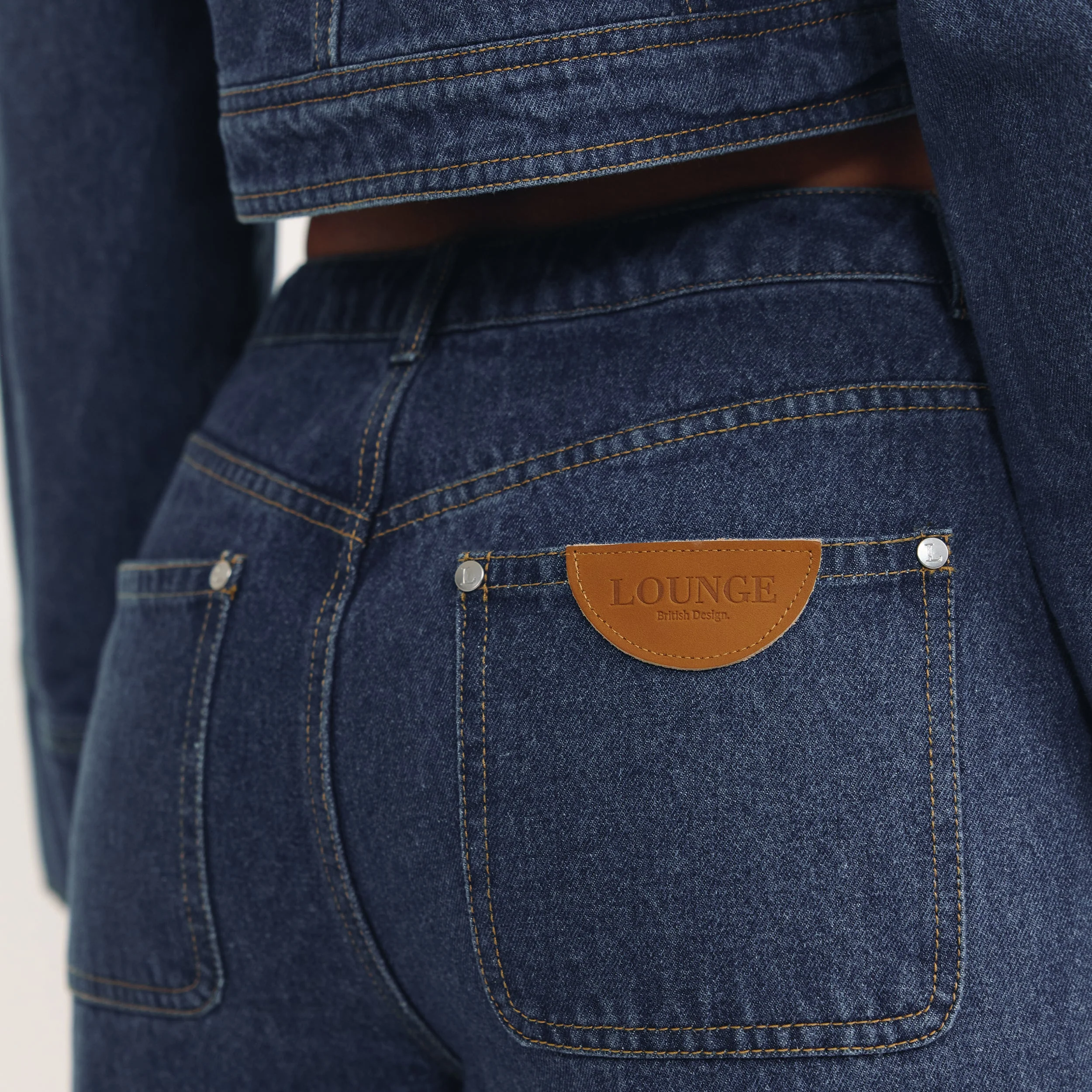 High-Waisted Wide-Leg Jeans - Blue - Image 2