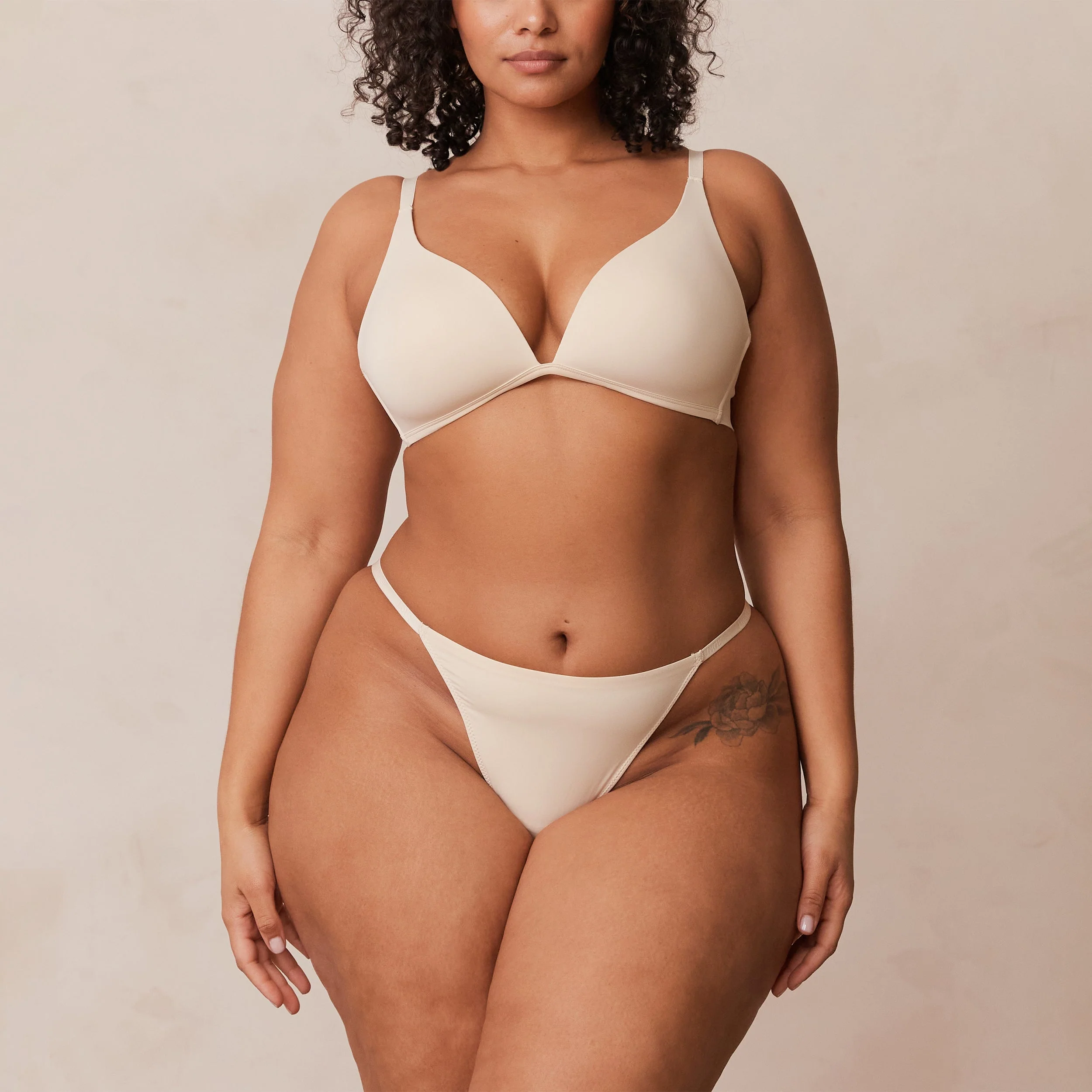 Light Non-Wired Plunge T-Shirt Bra - Latte - Image 9