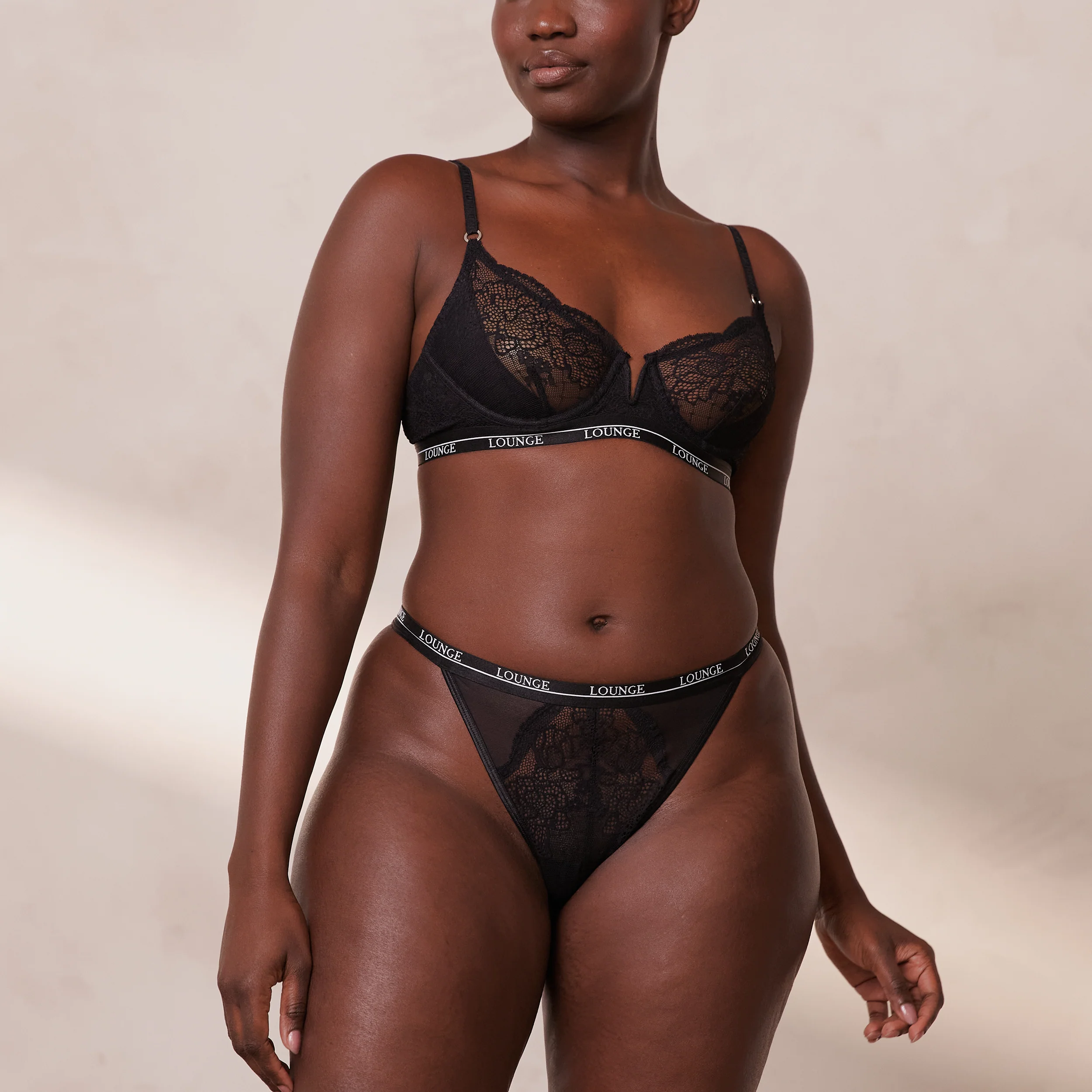 Royal Balcony Bra  - Black - Image 9